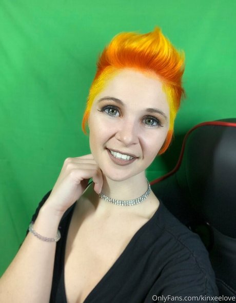 cherryfoxjk adult model img