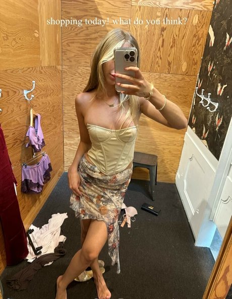 brat t nude pornstar pic