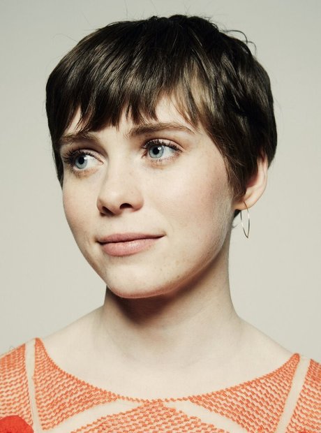 Sophia Lillis adult model photos