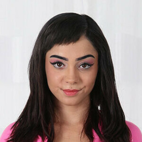 Skylar Locke hot model pics