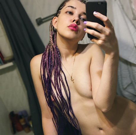 TanuXaPacman star adult image