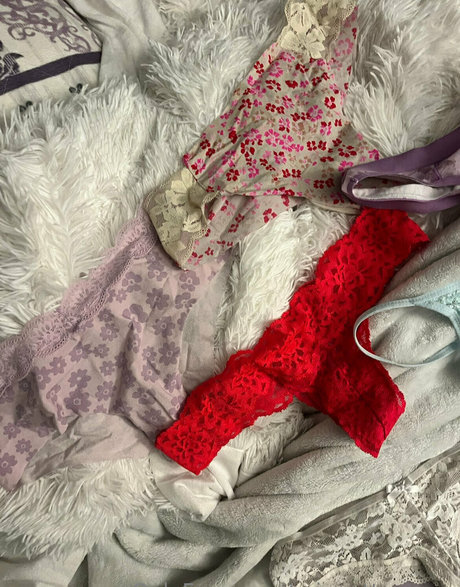 arienettegrace model free photo