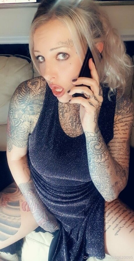 nevaeheaven pornstar nude image