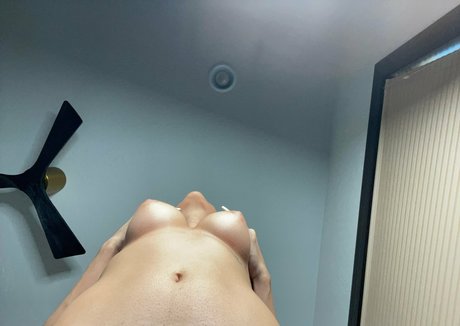 sexxxyselina model pornographic img