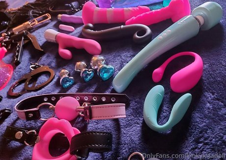 kinkykitadoll model xxx picture