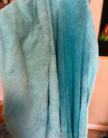 vaginal solo naked actress gallery