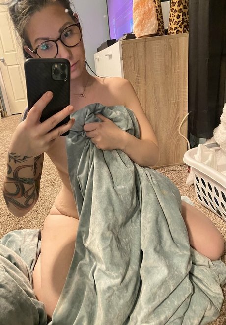 prettypetty1 pornstar hd image