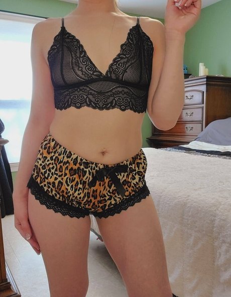 itsmekittylee pretty pornstar galleries