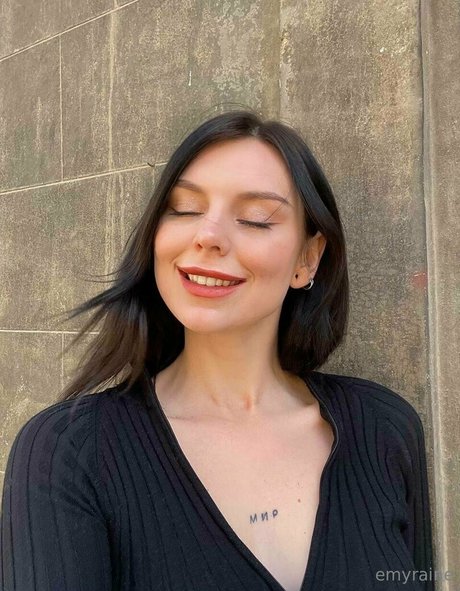 ladyboy asian onlyfans pornos image