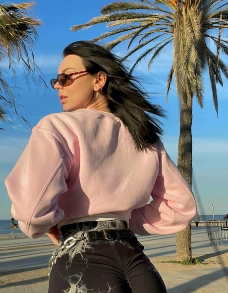 emyraine exclusive actress img