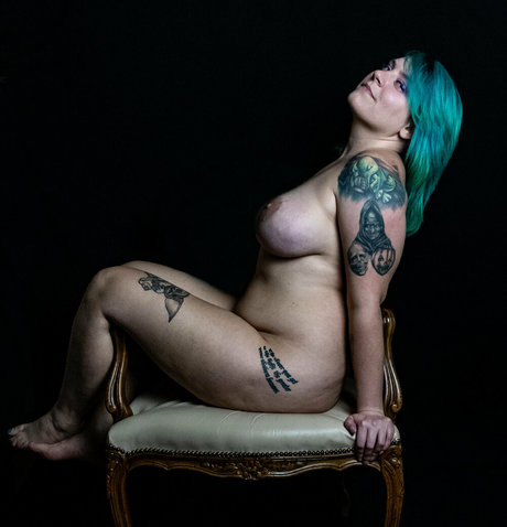 risenfeinics free model images