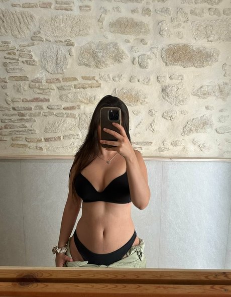 antonellareig model nudes gallery