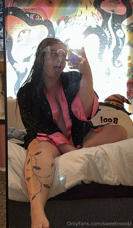 tiny onlyfans porn pictures