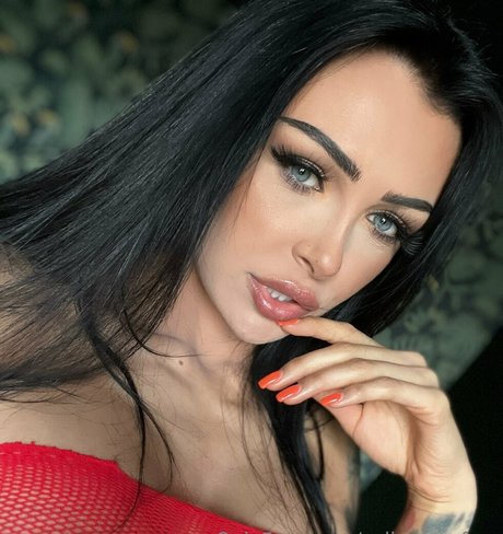 selinafox free exclusive actress pics