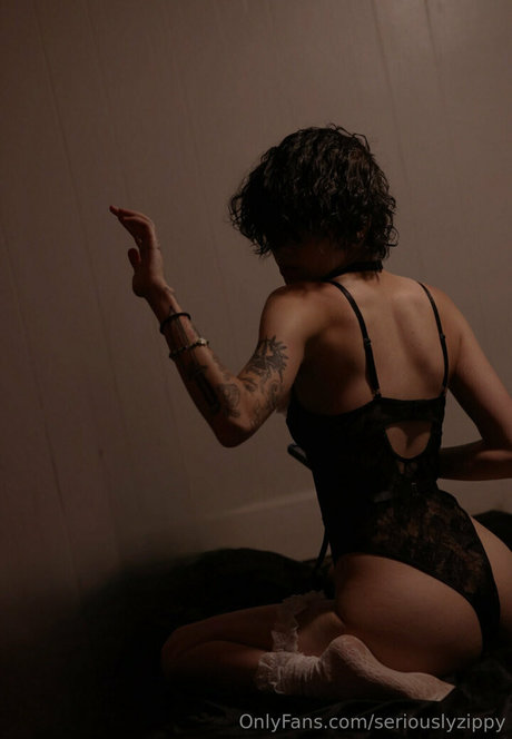 seriouslyzippy model beautiful archive