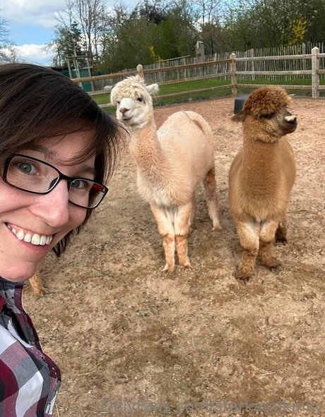 starkandkinky model naked pics