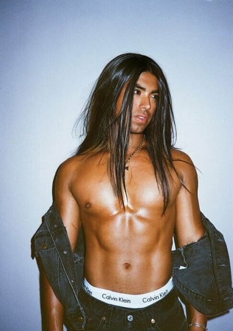 henryandkasey model nude photos