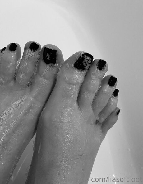 liasoftfoot hot star pictures