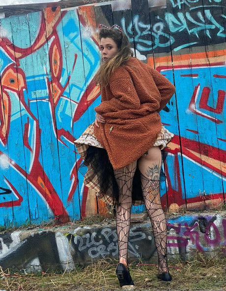 opheliajones star erotic pictures