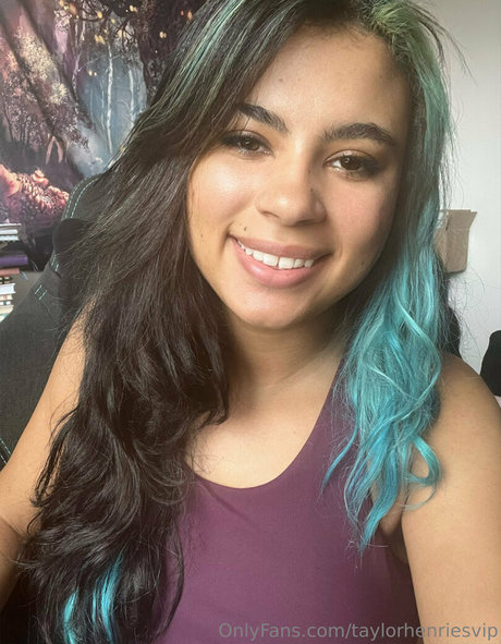 taylorhenries star nice photos