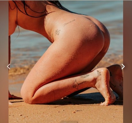 beachy bum model sexy image