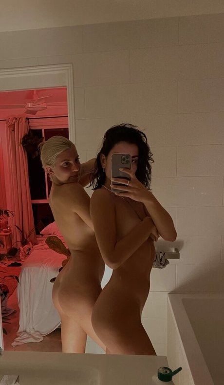 perrsiia_ nice model picture