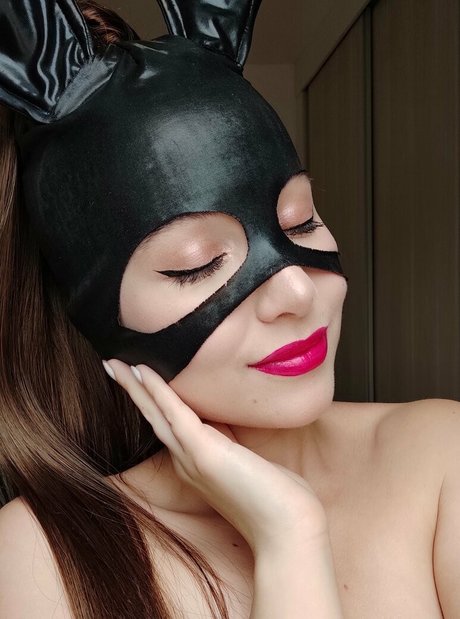 arianagfree nudes star archive