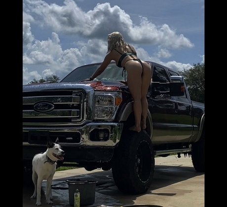 Lauren Neidenfeuhr pornstar adult pics