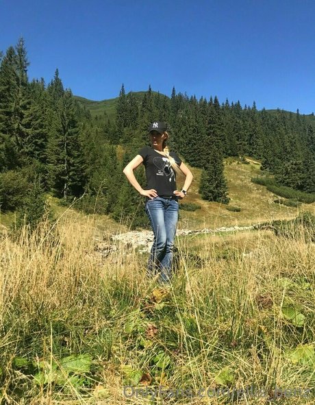 ellis benz perfect actress pictures