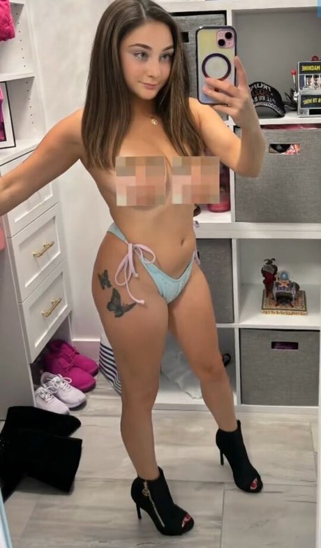 college student onlyfans beautiful image
