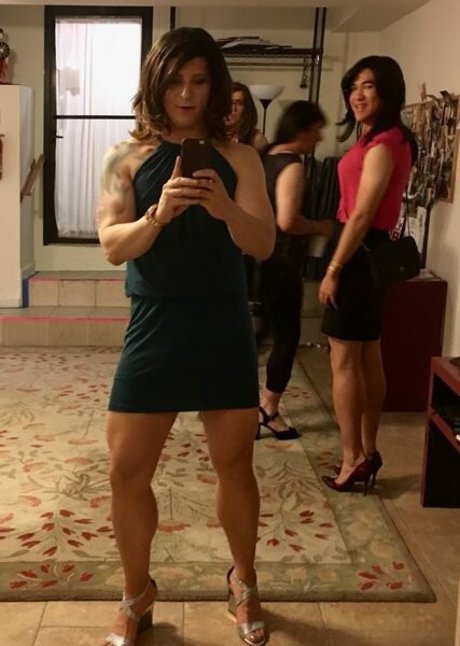 Eva The Supergirl erotic pornstar img