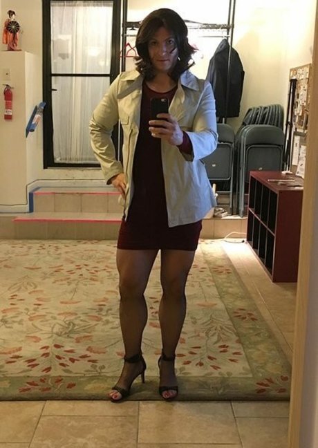 Eva The Supergirl free star pictures