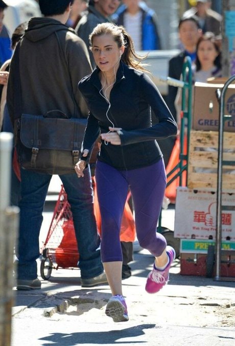 Allison Williams free star pics