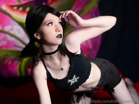 h3ntainekogirl adult star photo