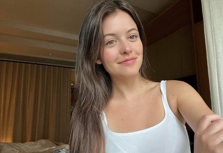 Sara Waisglass hot model galleries