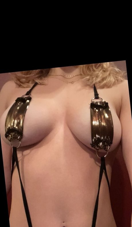 nude pregnant onlyfans nudes images