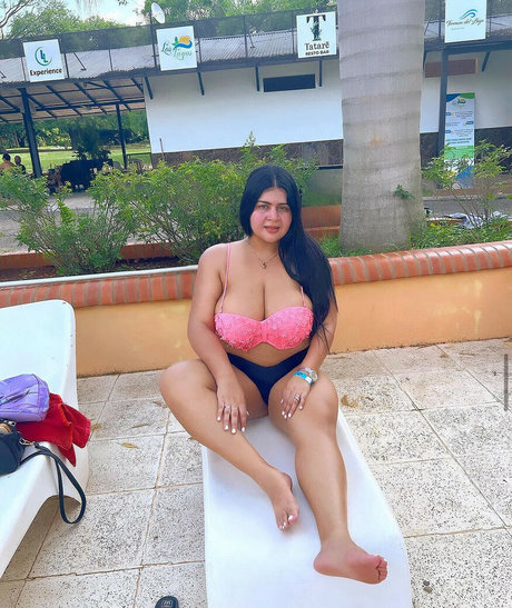 Guada Gamarra xxx model photo