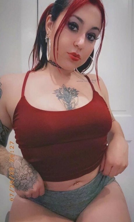 alyssalotus pornstar beautiful img