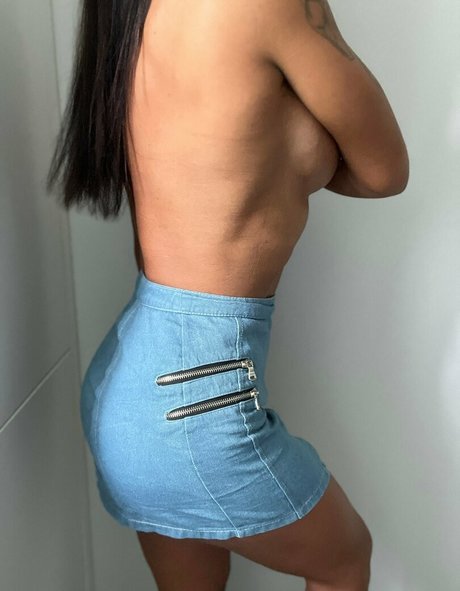 annafit life model naked image