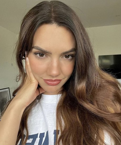 Abigail Day pornstar nice galleries