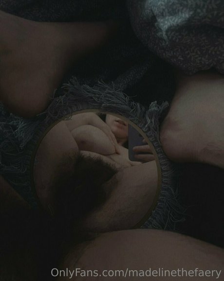 madelinethefaery nude model pics