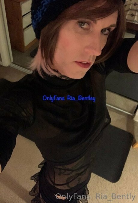 ria bentley pretty model img