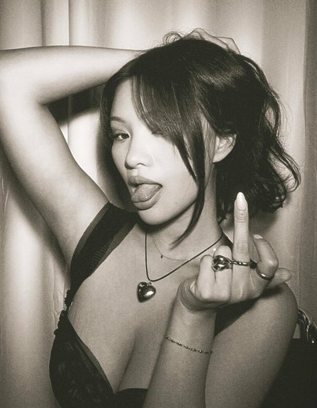 Sarah Cheung pornstar xxx pics