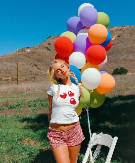 Claire Rosinkranz hd actress galleries