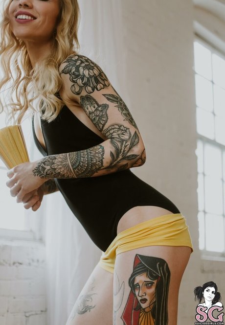 Auric hd pornstar gallery