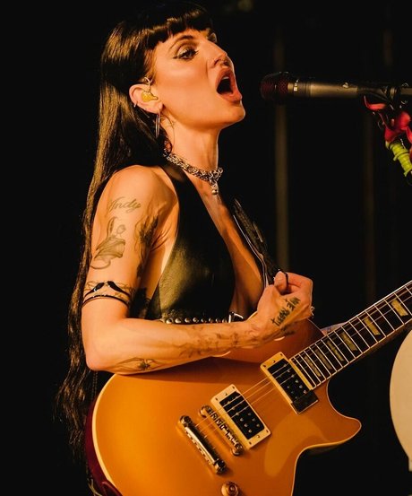 Lilith Czar pornstar sex gallery