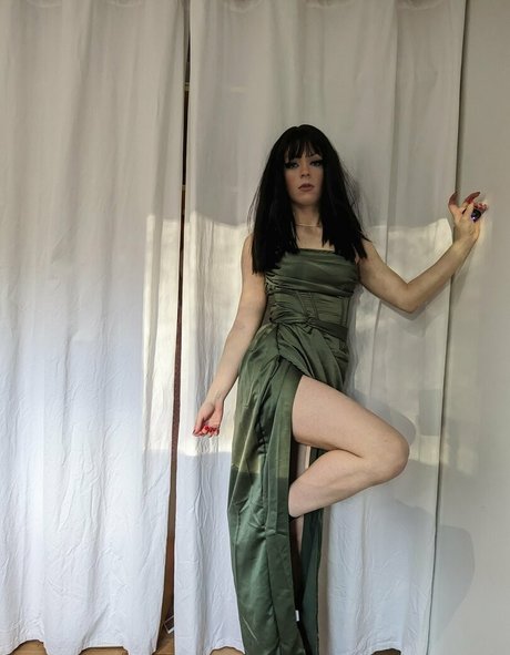 Babygirl Emma model top pictures