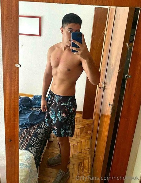 kchorrook model high quality image