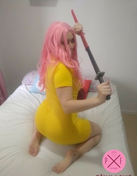 PamFeet star high quality archive