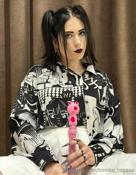 himiko togaaa Profile pic